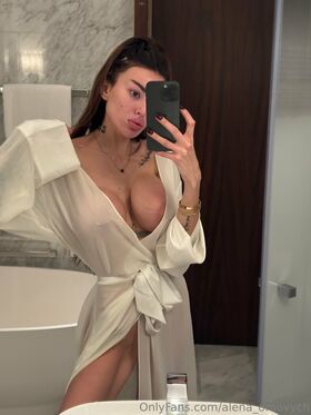 Alena Omovych Nude Leaks OnlyFans Photo 375