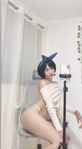 Azyll Hirai Nude Leaks OnlyFans Photo 20