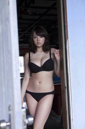 Ai Shinozaki