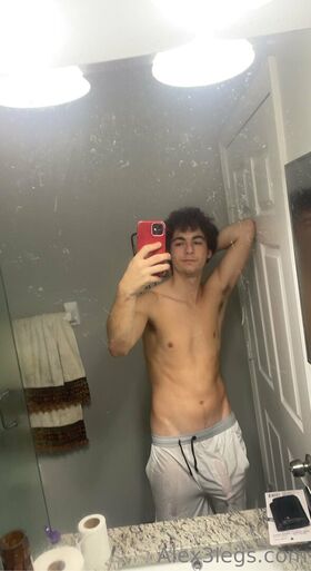 alex3legs Nude Leaks OnlyFans Photo 1