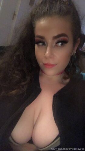 ameliaskye98