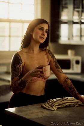 Arryn Zech