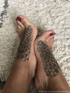 asianfootworship