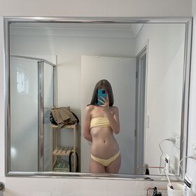 aussiebabyemily Nude Leaks OnlyFans Photo 28