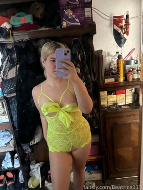 Beatrice117 Nude Leaks OnlyFans Photo 34