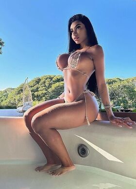 Beatriz Gomes Nude Leaks OnlyFans Photo 12