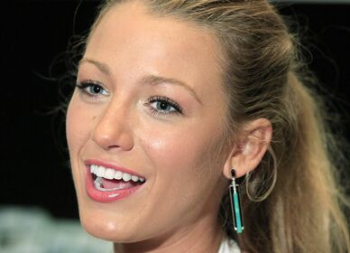 Blake Lively Nude Leaks OnlyFans Photo 146