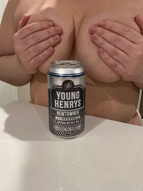 boobs-beer