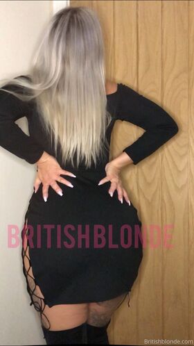 britishblonde Nude Leaks OnlyFans Photo 227