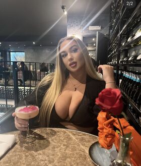 Caitlinn G