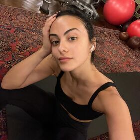 Camila Mendes