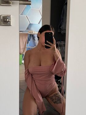 Camilla Nude Leaks OnlyFans Photo 14