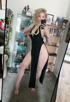 Caytie Cosplay