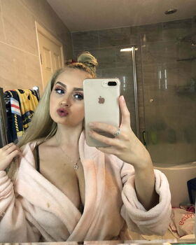 Cerys Lilly Nude Leaks OnlyFans Photo 47