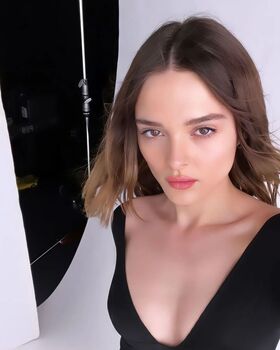 Charlotte Lawrence