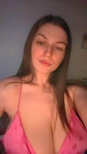 Chloe Louise Thomas Nude Leaks OnlyFans Photo 9