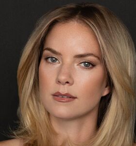 Cindy Busby