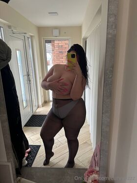 curvylizzz Nude Leaks OnlyFans Photo 97