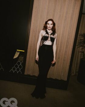 Eleanor Tomlinson Nude Leaks OnlyFans Photo 40