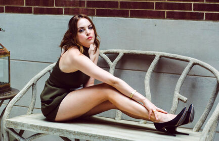 Elizabeth Gillies