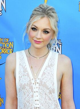 Emily Kinney Nude Leaks OnlyFans Photo 19