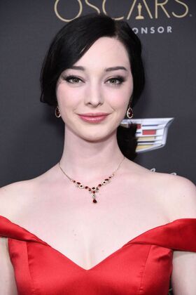 Emma Dumont