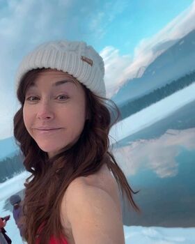 Erin Karpluk Nude Leaks OnlyFans Photo 13