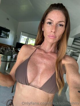 freckledmommi