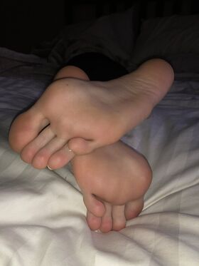 g0ddessofsoles