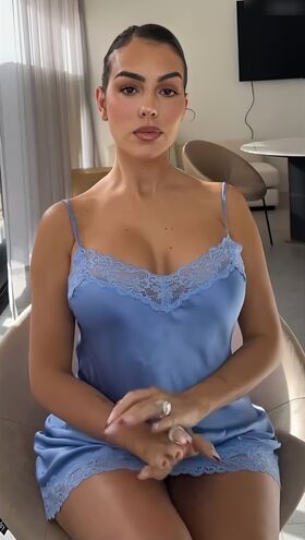 Georgina Rodriguez Hernández Nude Leaks OnlyFans Photo 91