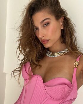 Hailey Baldwin Bieber