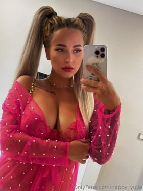 Happy Yulia Nude Leaks OnlyFans Photo 82