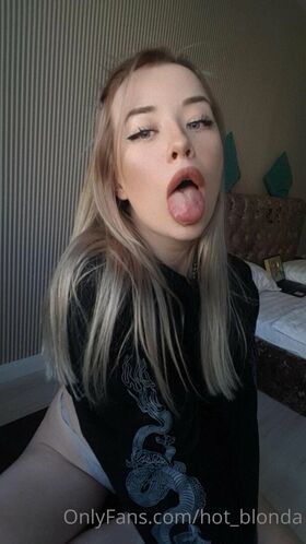 hot_blonda