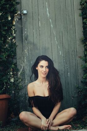 Jessica Lowndes