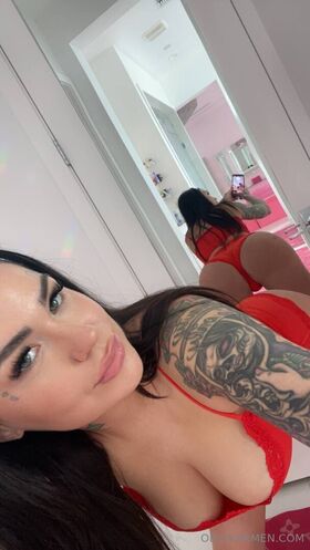 karmenkarma Nude Leaks OnlyFans Photo 188