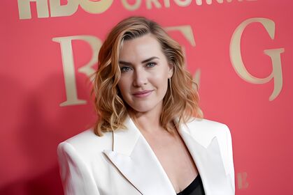 Kate Winslet Nude Leaks OnlyFans Photo 47