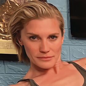 Katee Sackhoff