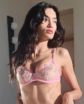 Kelly Gale