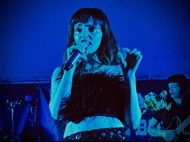 Lauren Mayberry