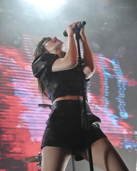 Lauren Mayberry