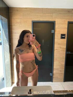 lera_jean Nude Leaks OnlyFans Photo 21