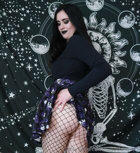 lilgothhunny