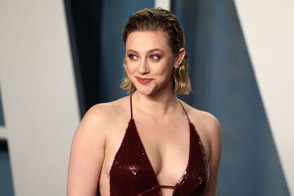 Lili Reinhart