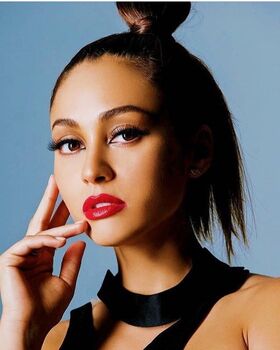 Lindsey Morgan