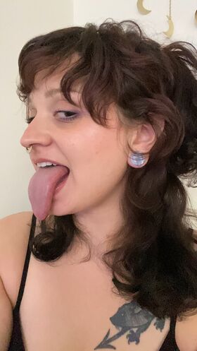 Long Tongue Fetish