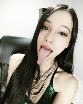 Long Tongue Fetish