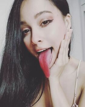 Long Tongue Fetish