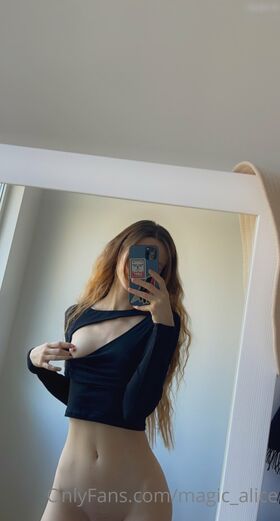 magic_alice Nude Leaks OnlyFans Photo 592