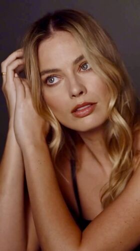 Margot Robbie