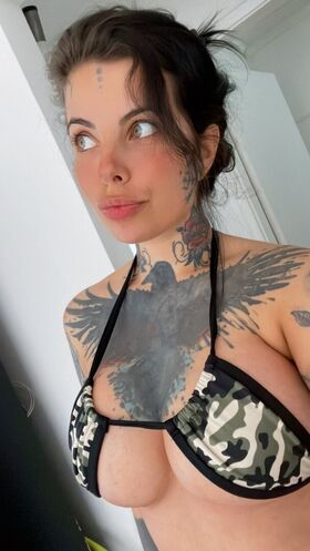 Marjo Suicide